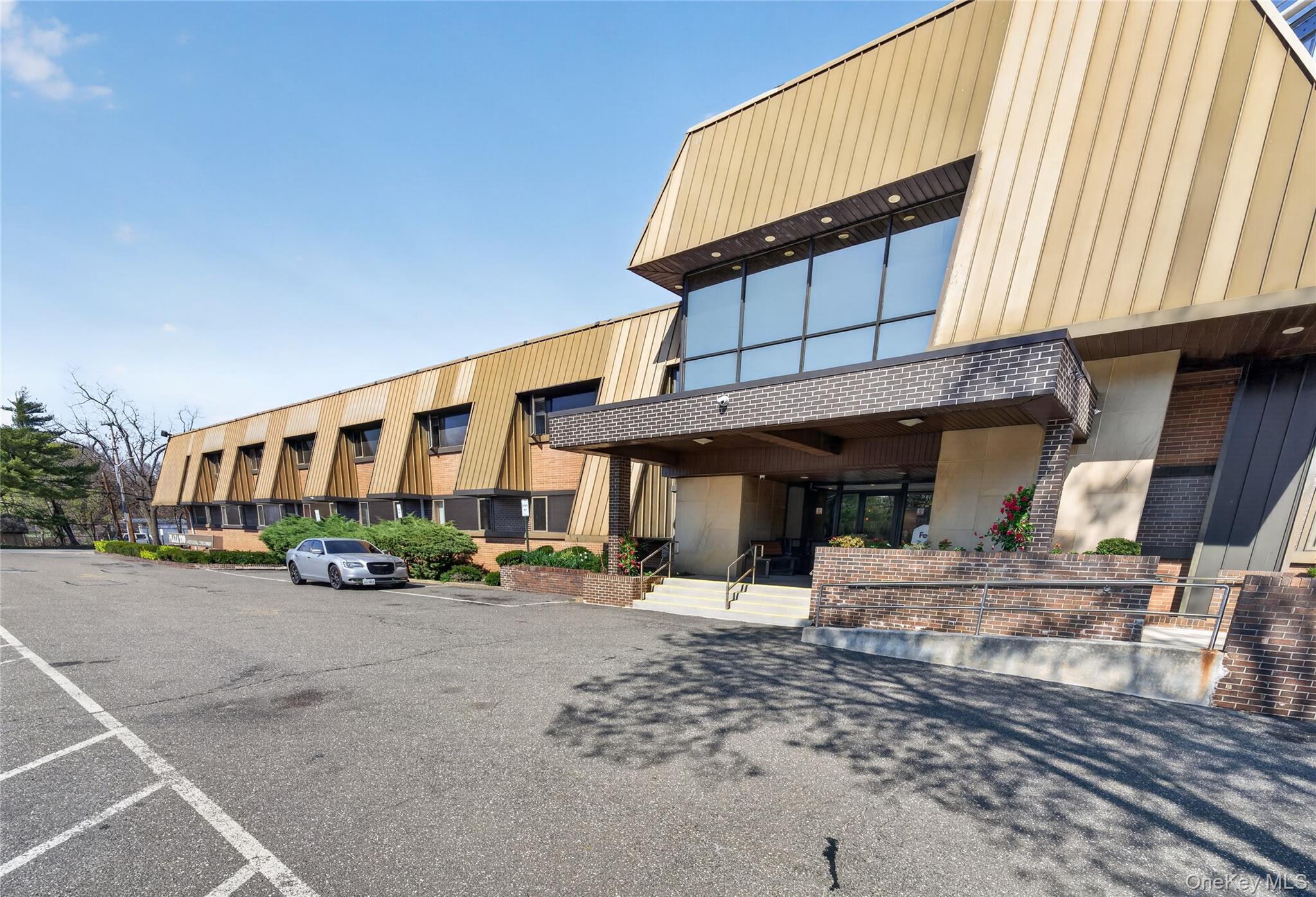 Photo 1 of 20 — 230 Hilton Avenue STE 105, Hempstead, NY 11550