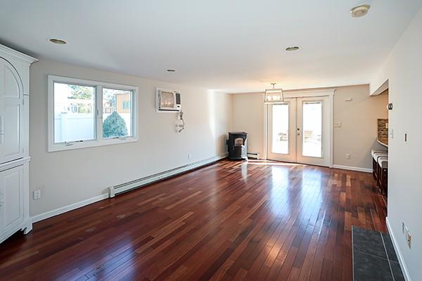 187 E 5th Street, Deer Park, New York image 7