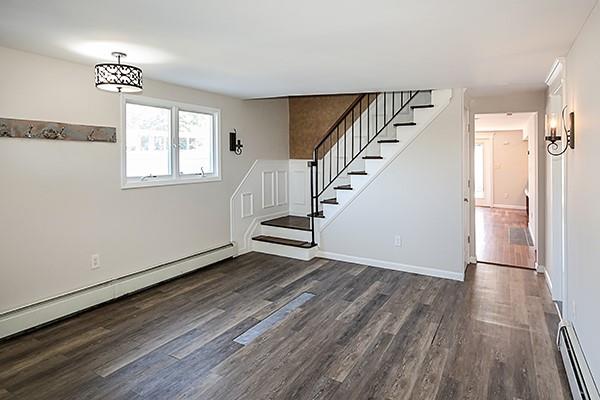 187 E 5th Street, Deer Park, New York image 4