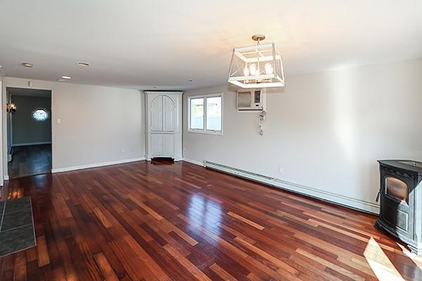 187 E 5th Street, Deer Park, New York image 10