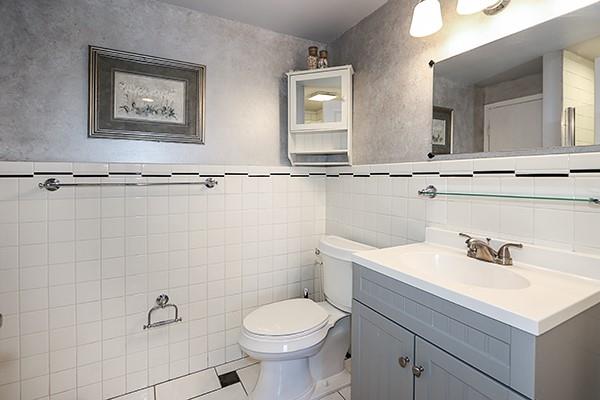 187 E 5th Street, Deer Park, New York image 19