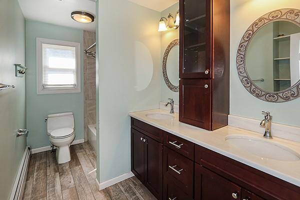 187 E 5th Street, Deer Park, New York image 37