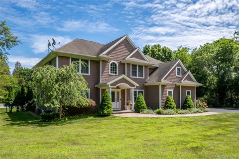 Photo of 50A South Phillips Avenue, Remsenburg, NY 11972 (MLS # 919972)