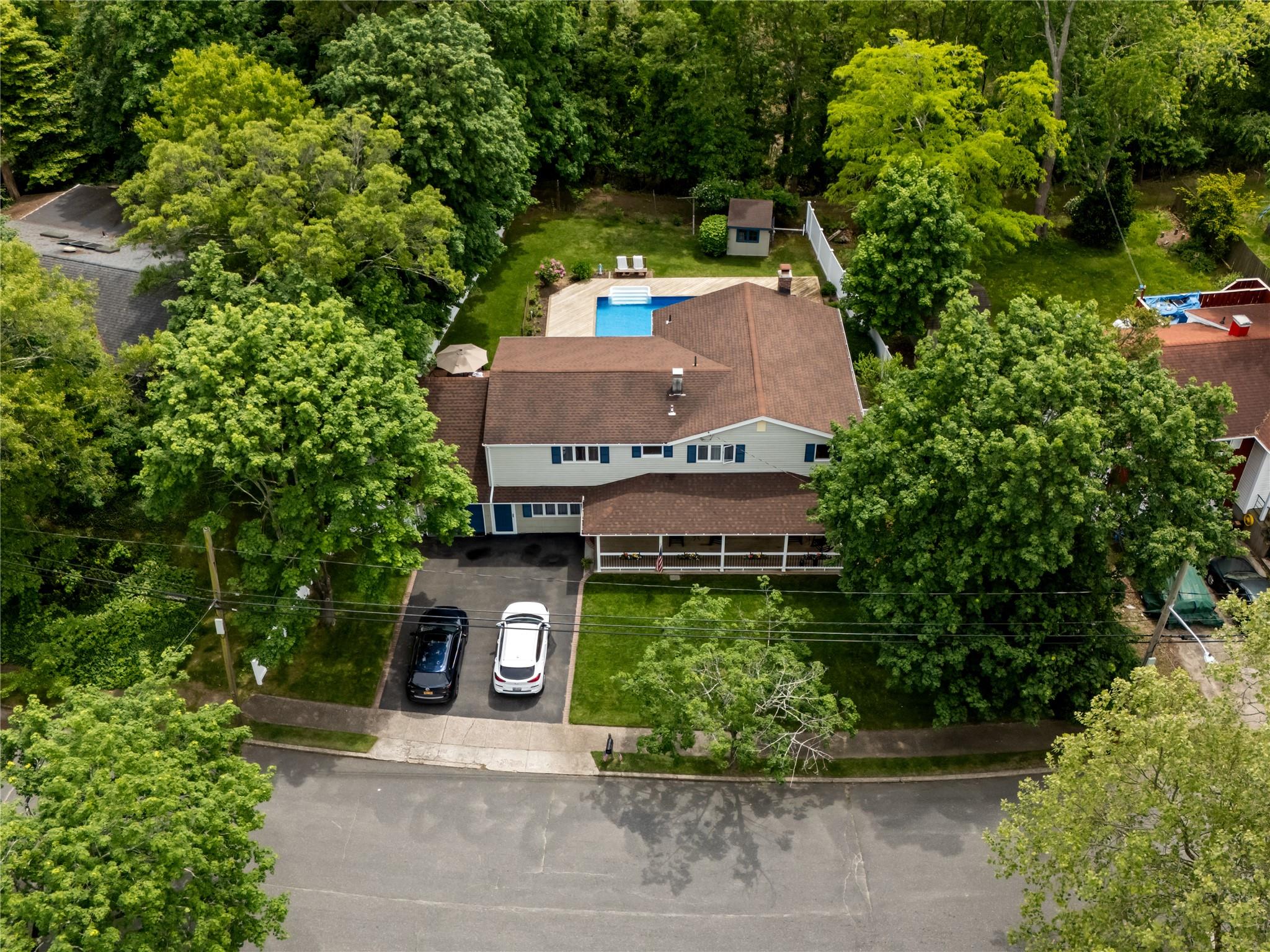 32 Sterling Drive