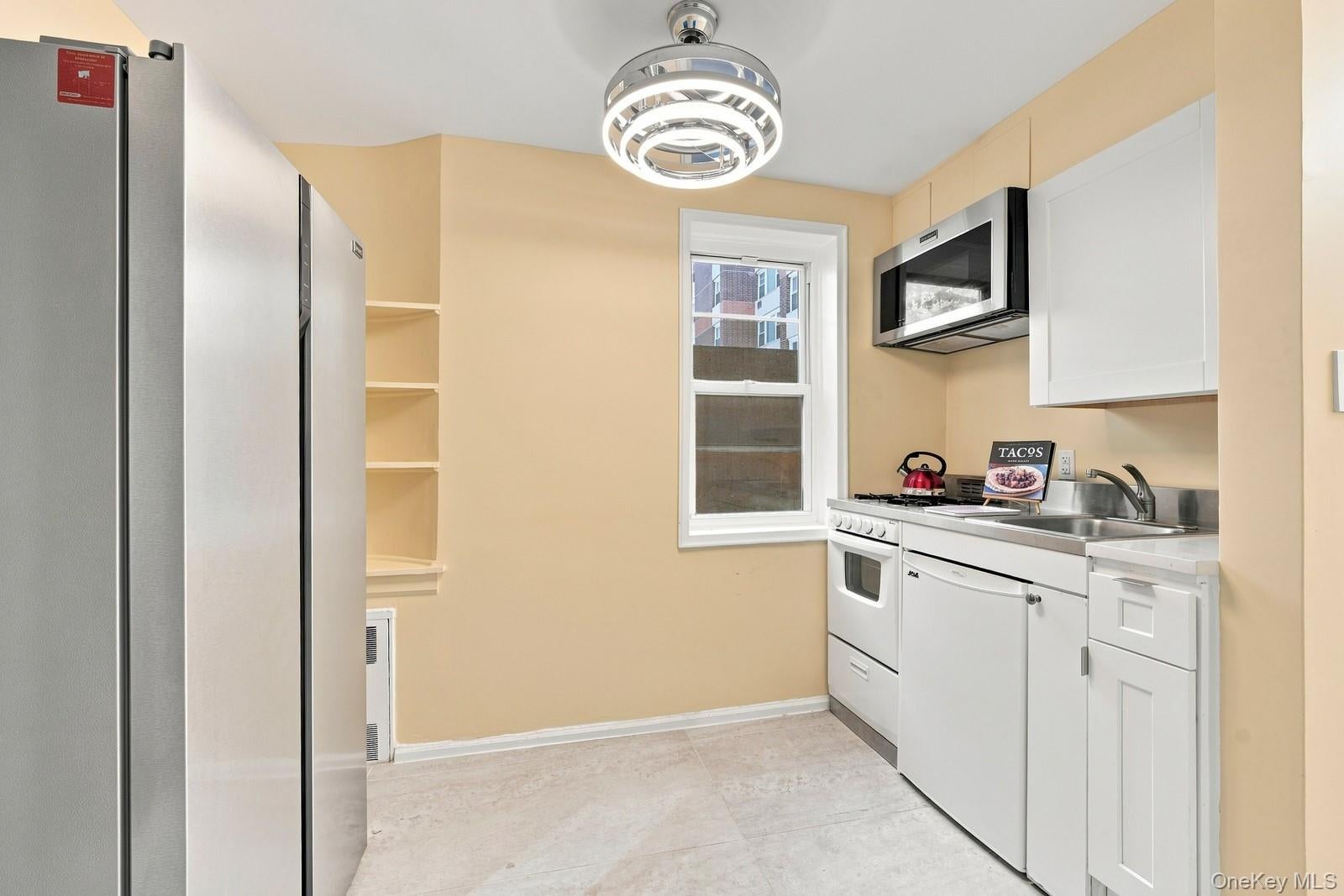311 E 25th Street 3A