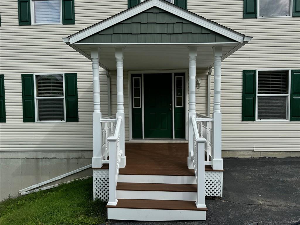 10 Ashlyn Drive, Marlboro, New York image 2