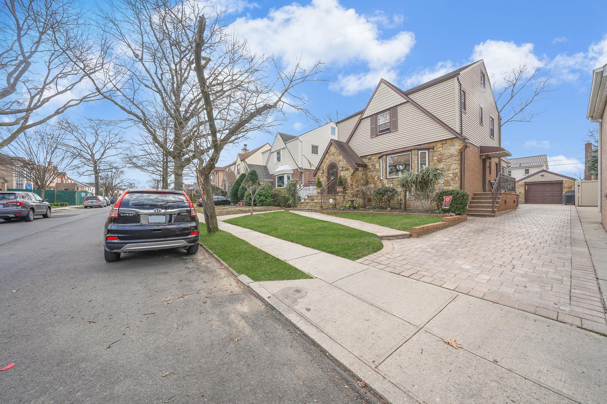 69-60 E 181st Street, Fresh Meadows, Florida image 34
