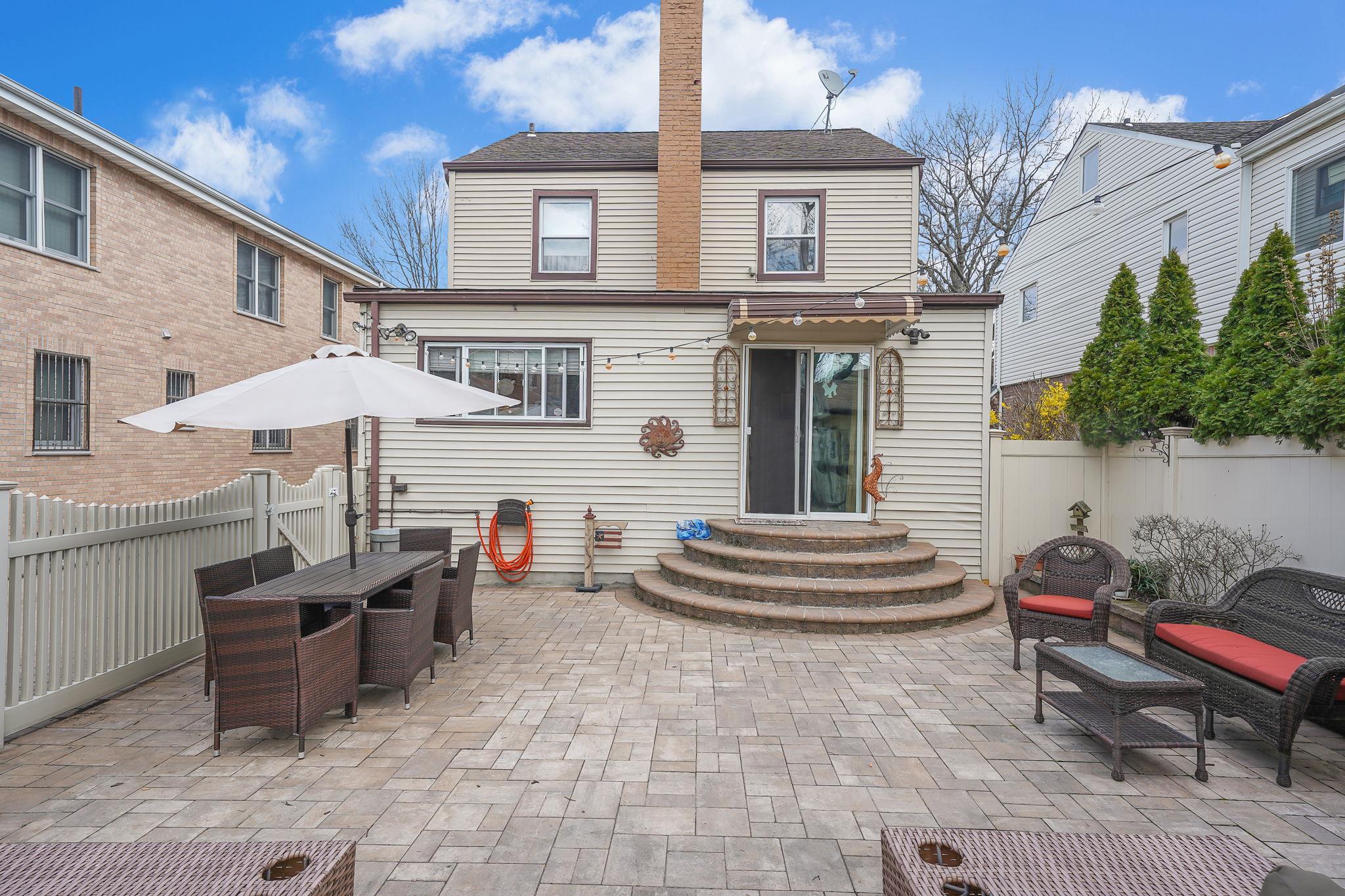 69-60 E 181st Street, Fresh Meadows, Florida image 28