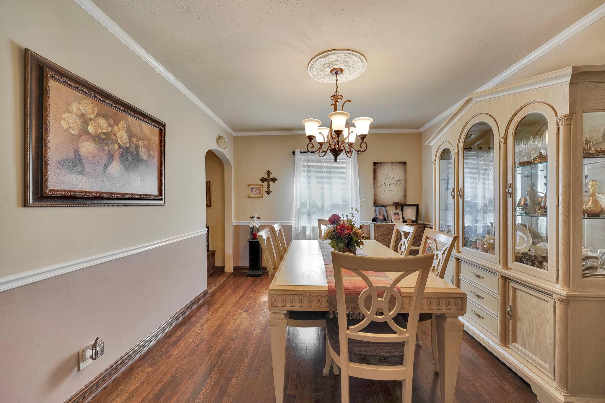 69-60 E 181st Street, Fresh Meadows, Florida image 7