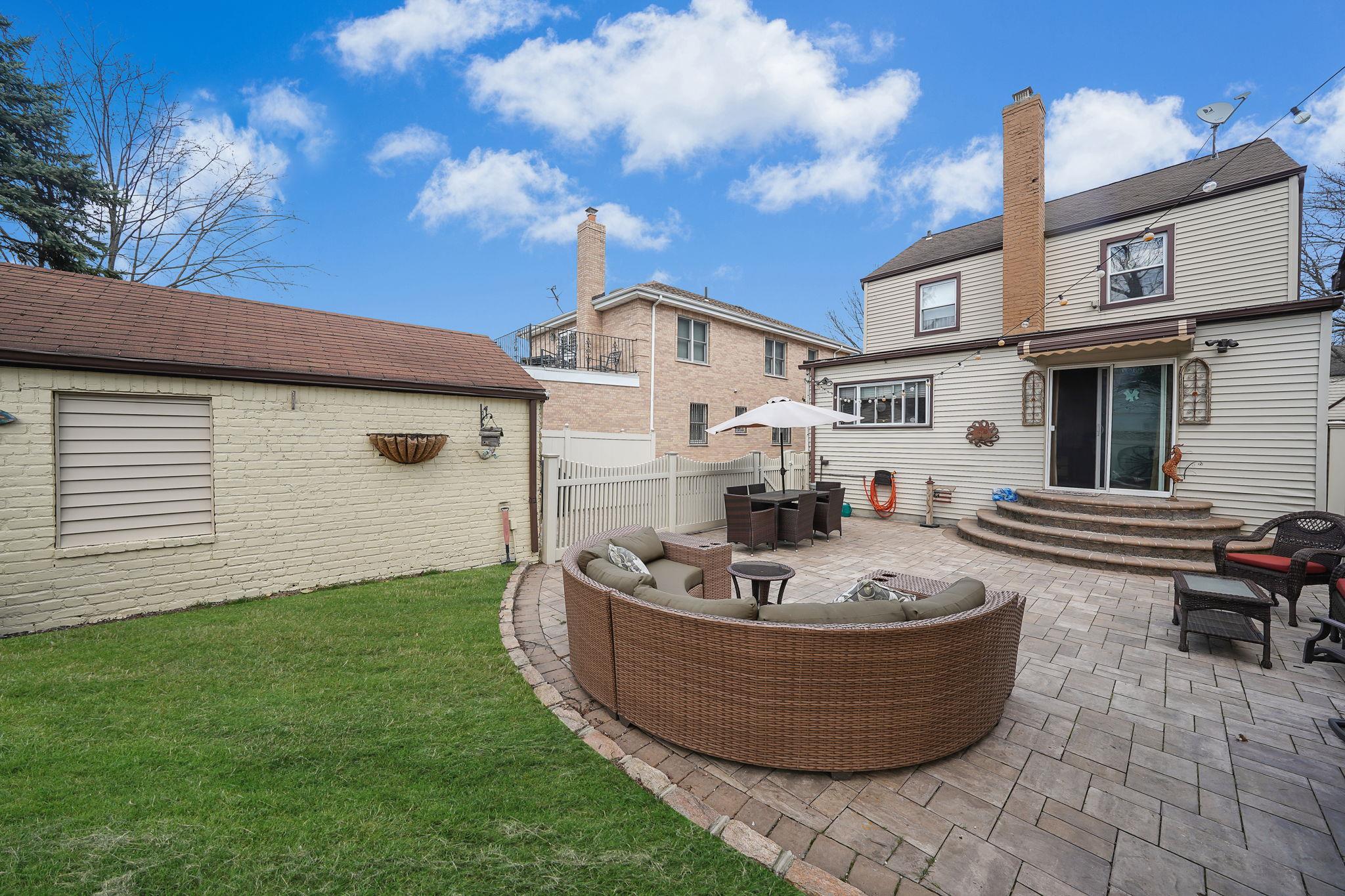 69-60 E 181st Street, Fresh Meadows, Florida image 31