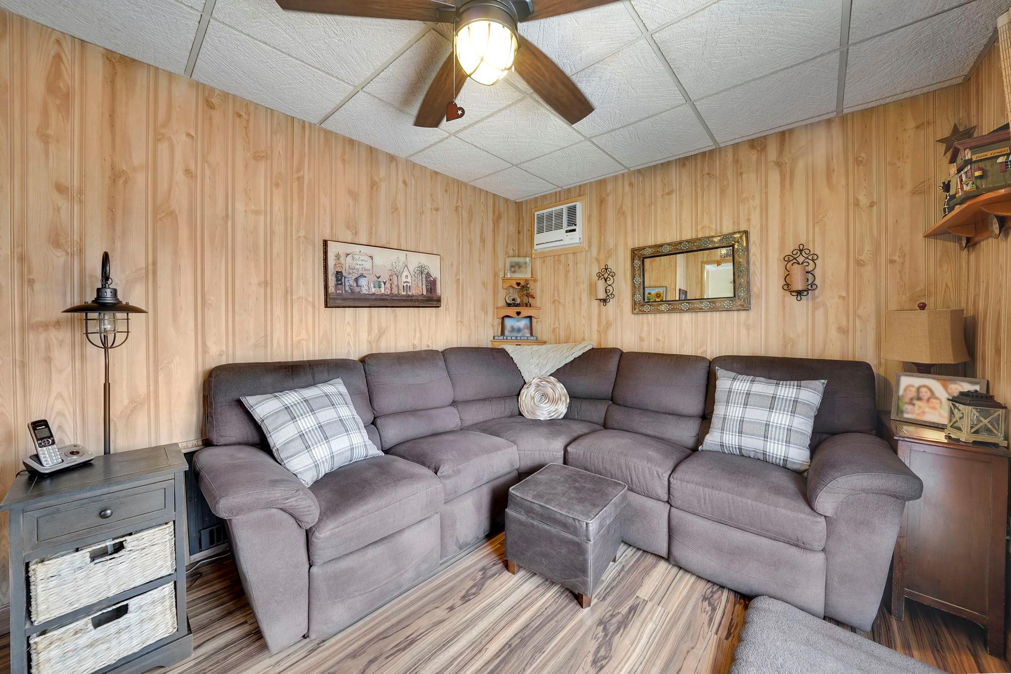69-60 E 181st Street, Fresh Meadows, Florida image 13