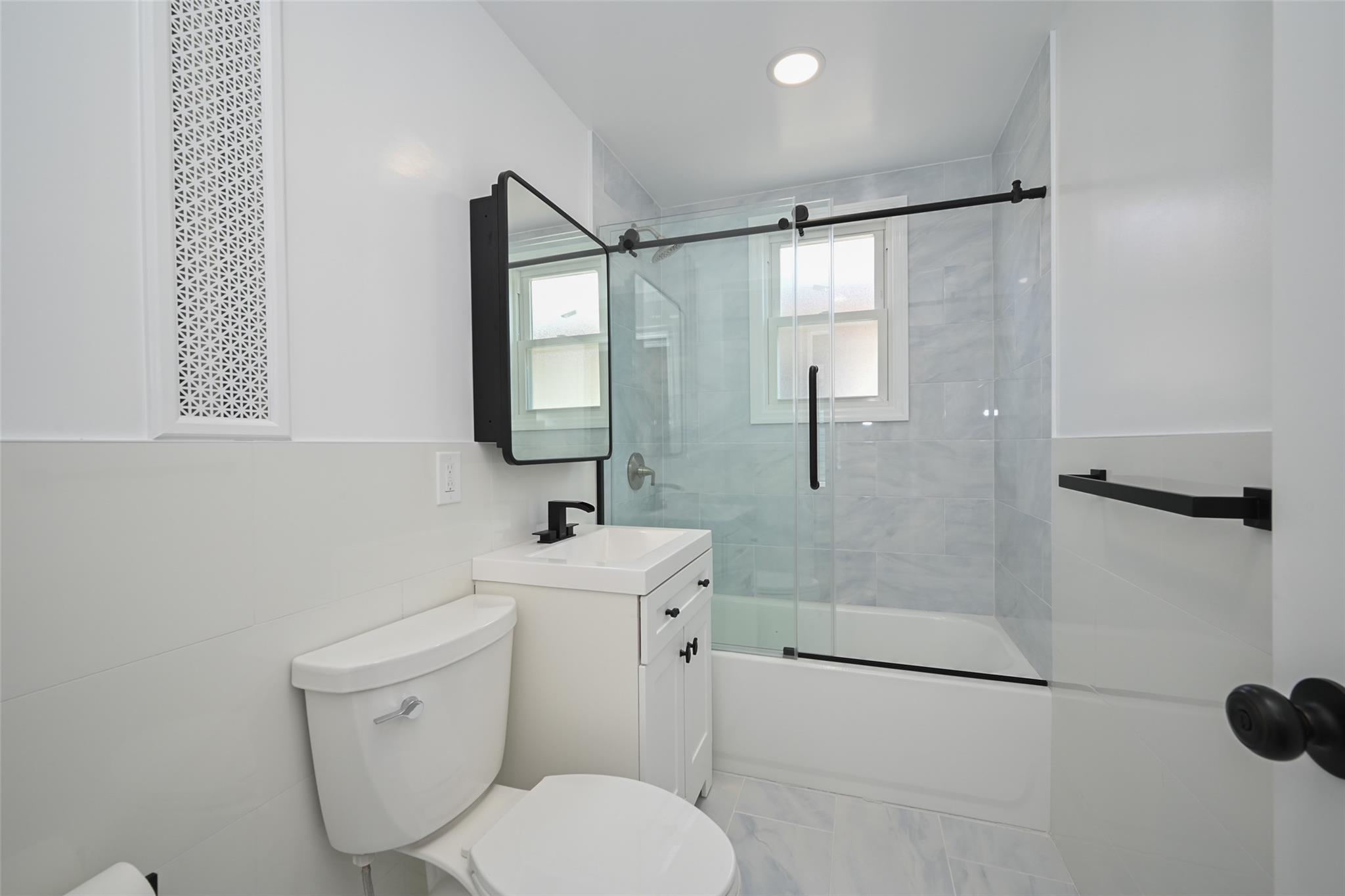 589 Milford Street, Brooklyn, New York image 16