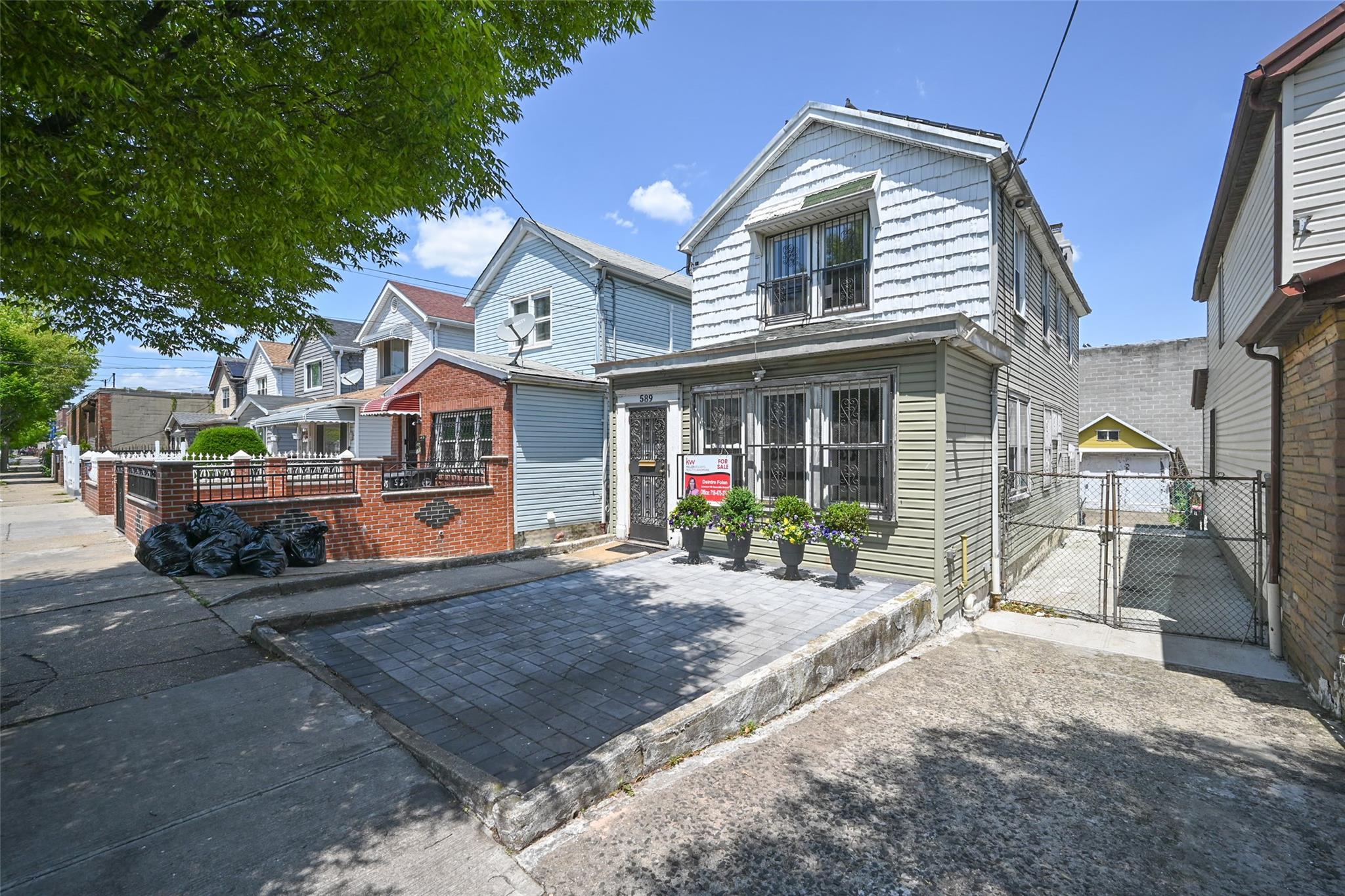 589 Milford Street, Brooklyn, New York image 23