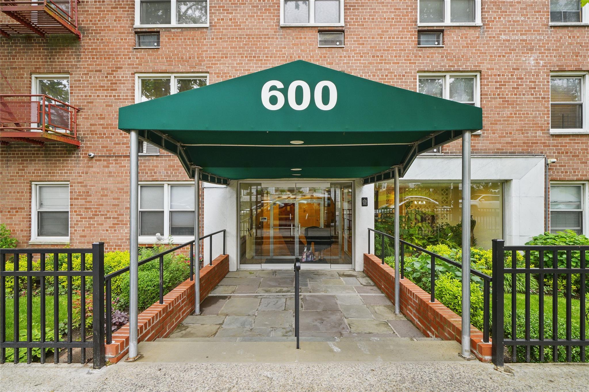600 Locust Street #7C, Mount Vernon, New York image 1