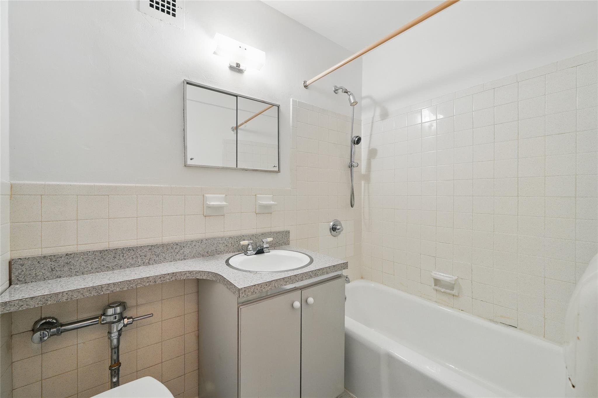600 Locust Street #7C, Mount Vernon, New York image 19