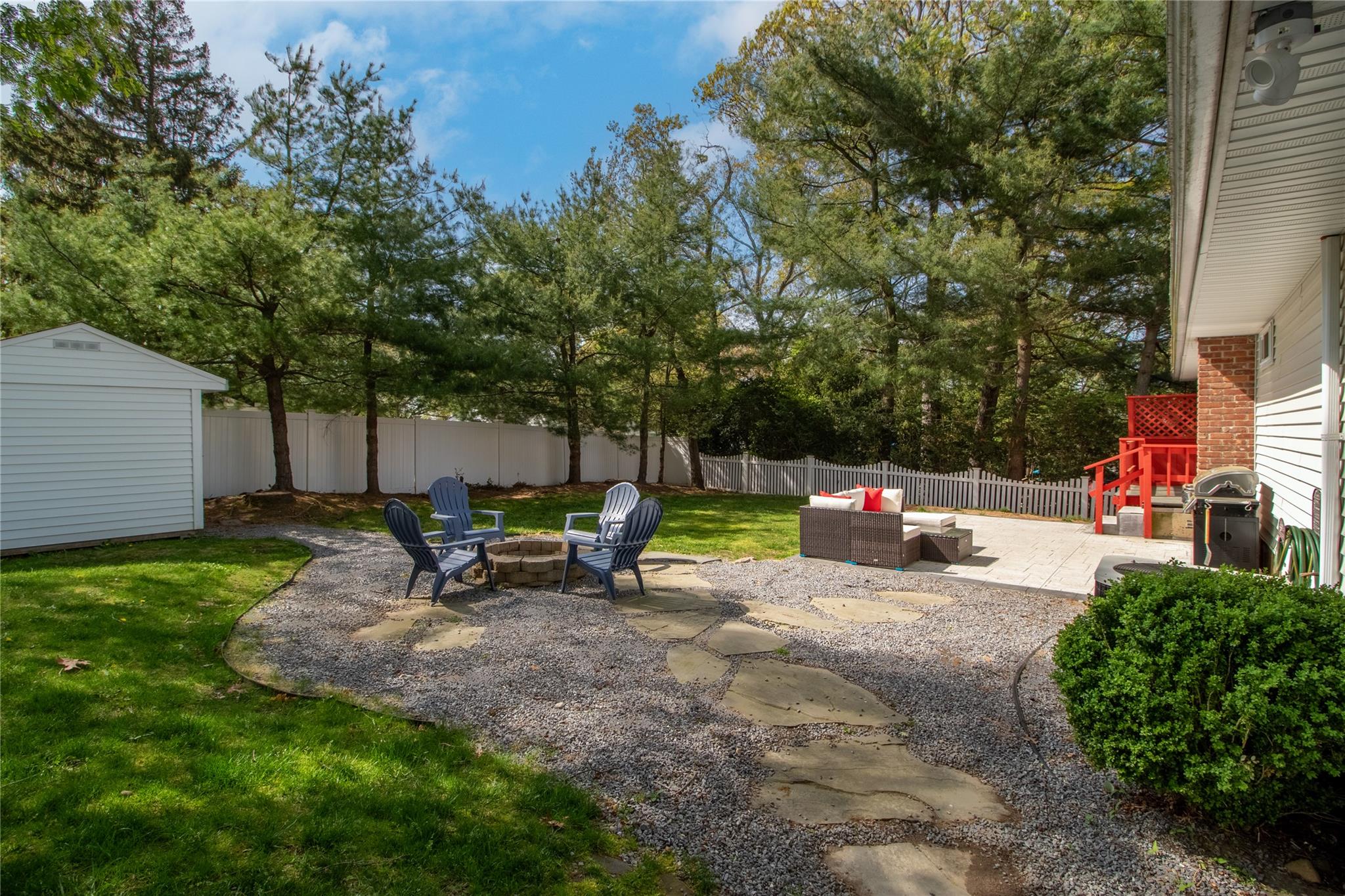 12 Sea Cliff Road, Sound Beach, New York image 27