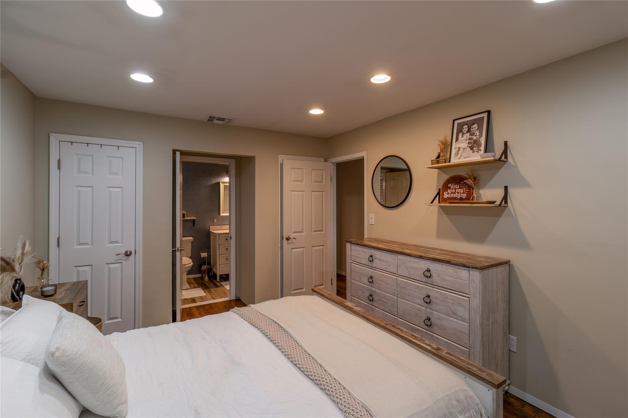 12 Sea Cliff Road, Sound Beach, New York image 13