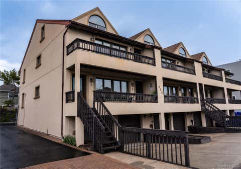 Condo For Sale - 639 E Broadway #1<br/> Long Beach, NY 11561