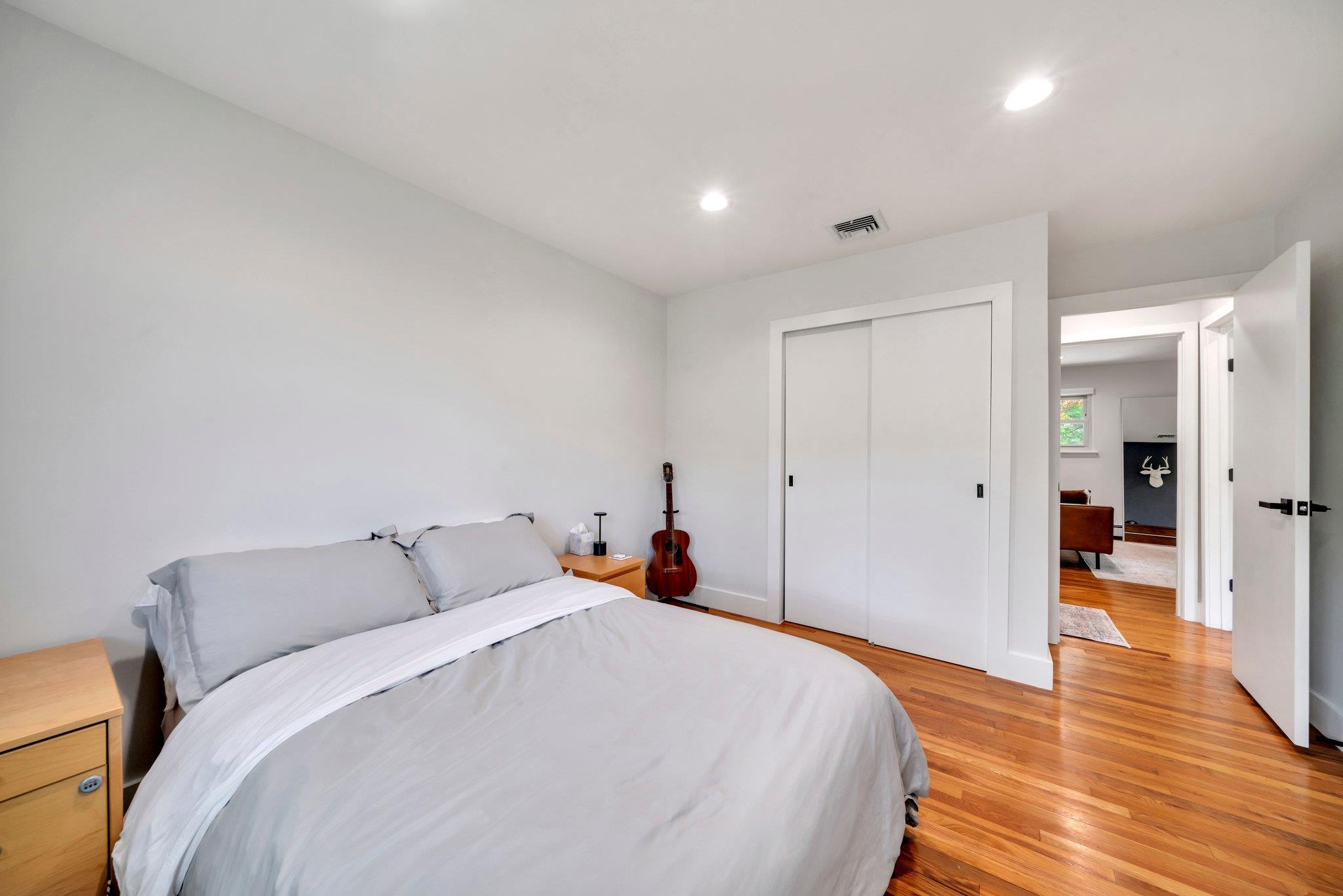 21 Dorchester Drive, Airmont, New York image 17