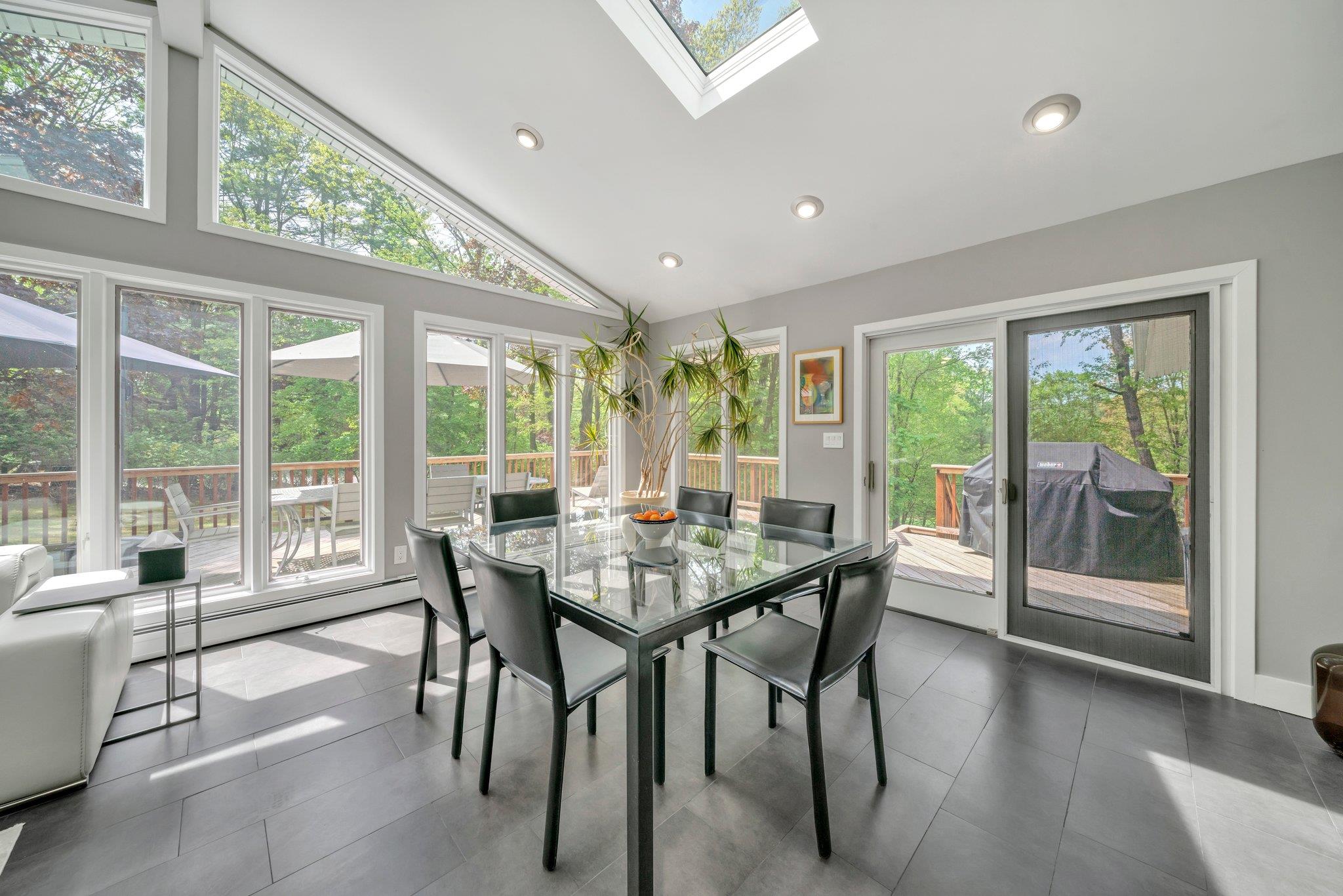 21 Dorchester Drive, Airmont, New York image 13