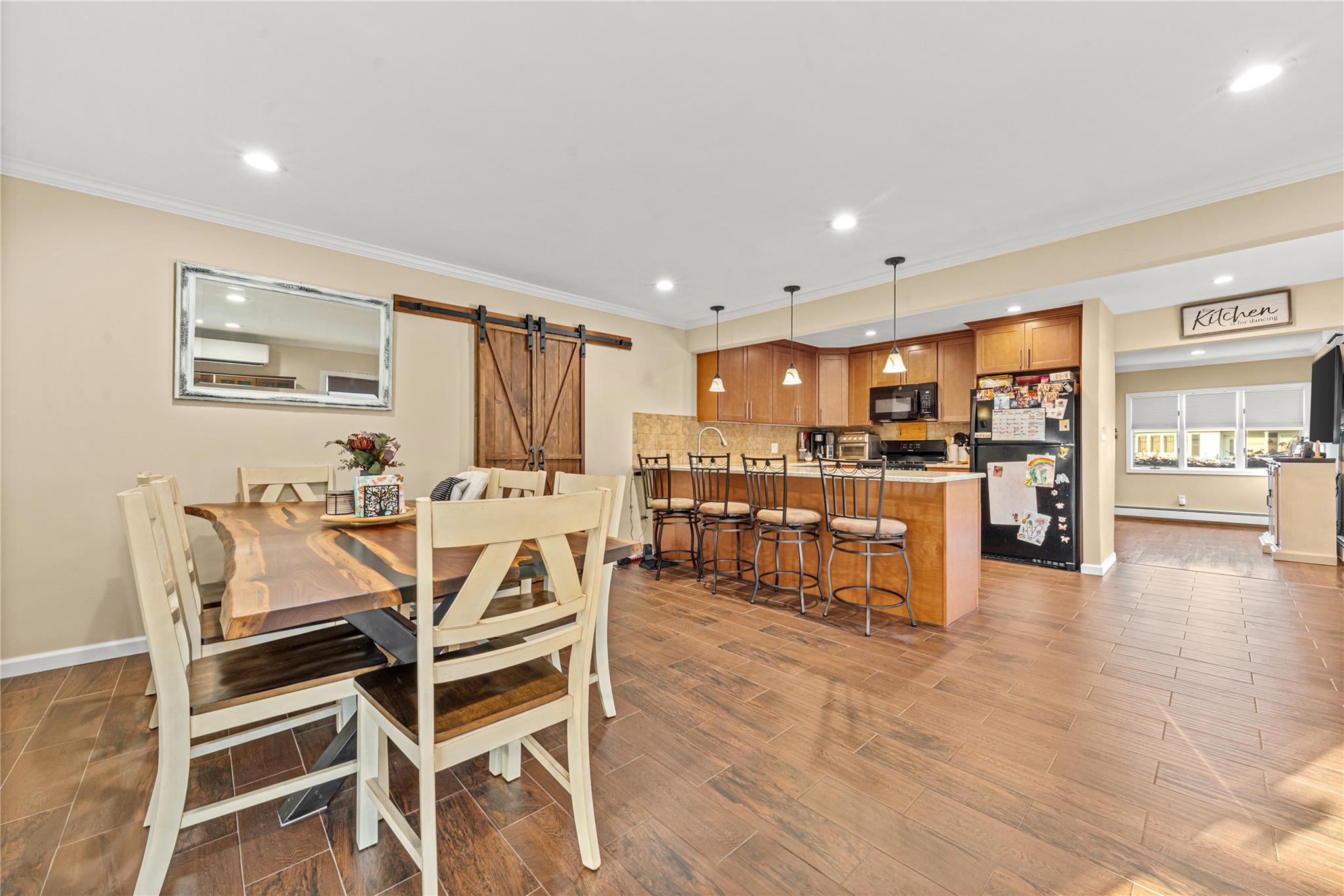 50 Herman Avenue, North Babylon, New York image 6