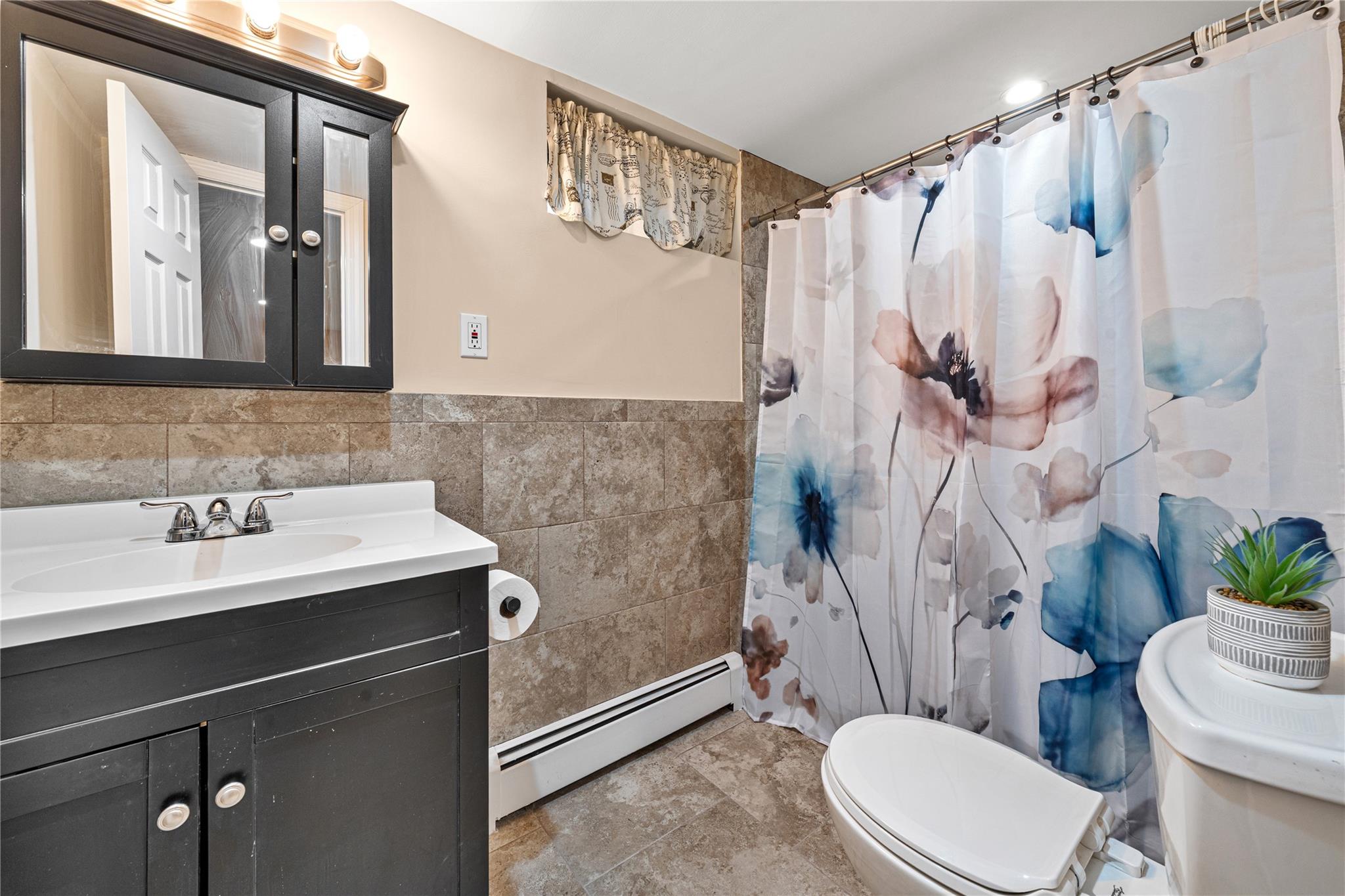 50 Herman Avenue, North Babylon, New York image 16