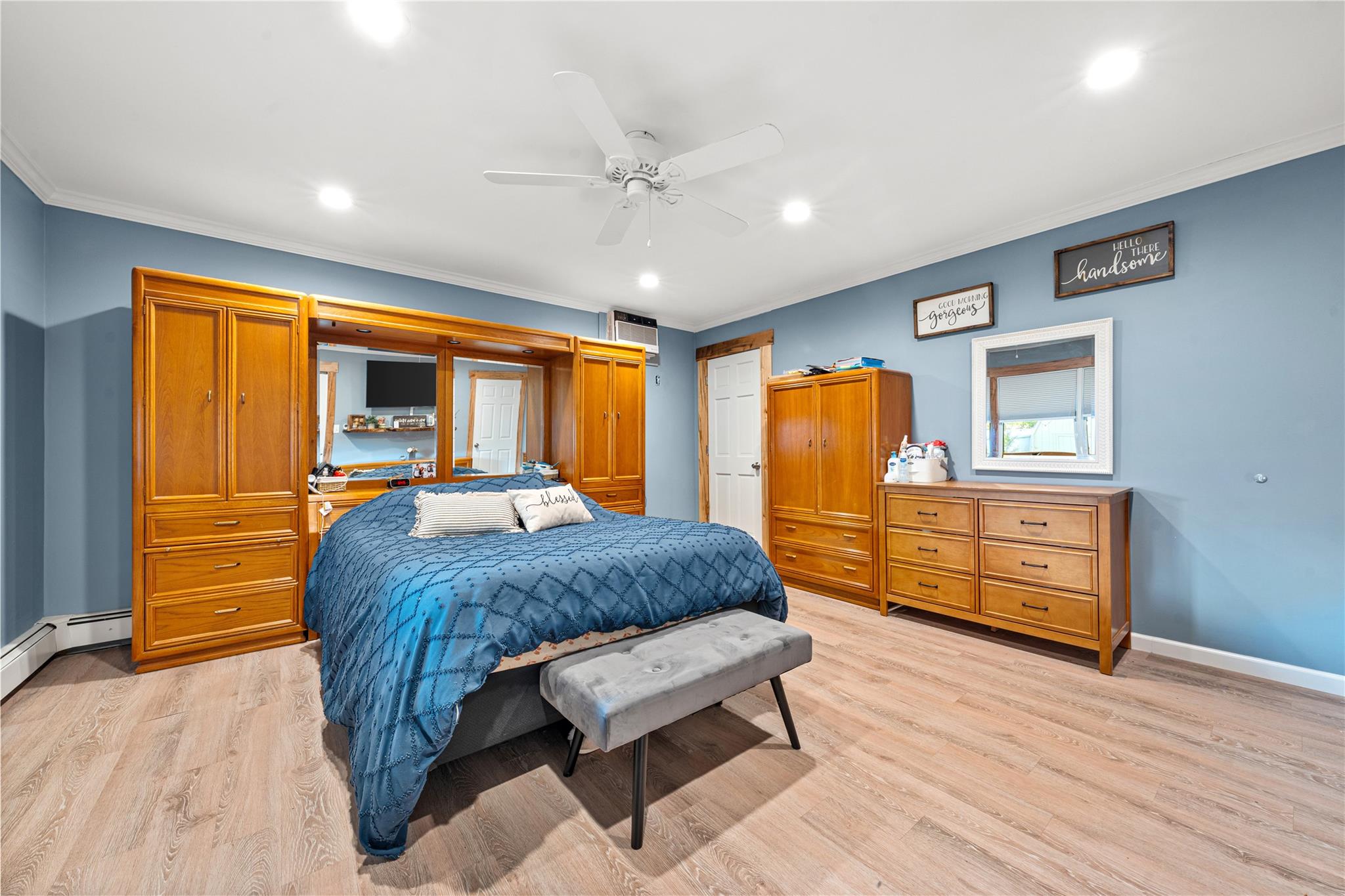 50 Herman Avenue, North Babylon, New York image 12