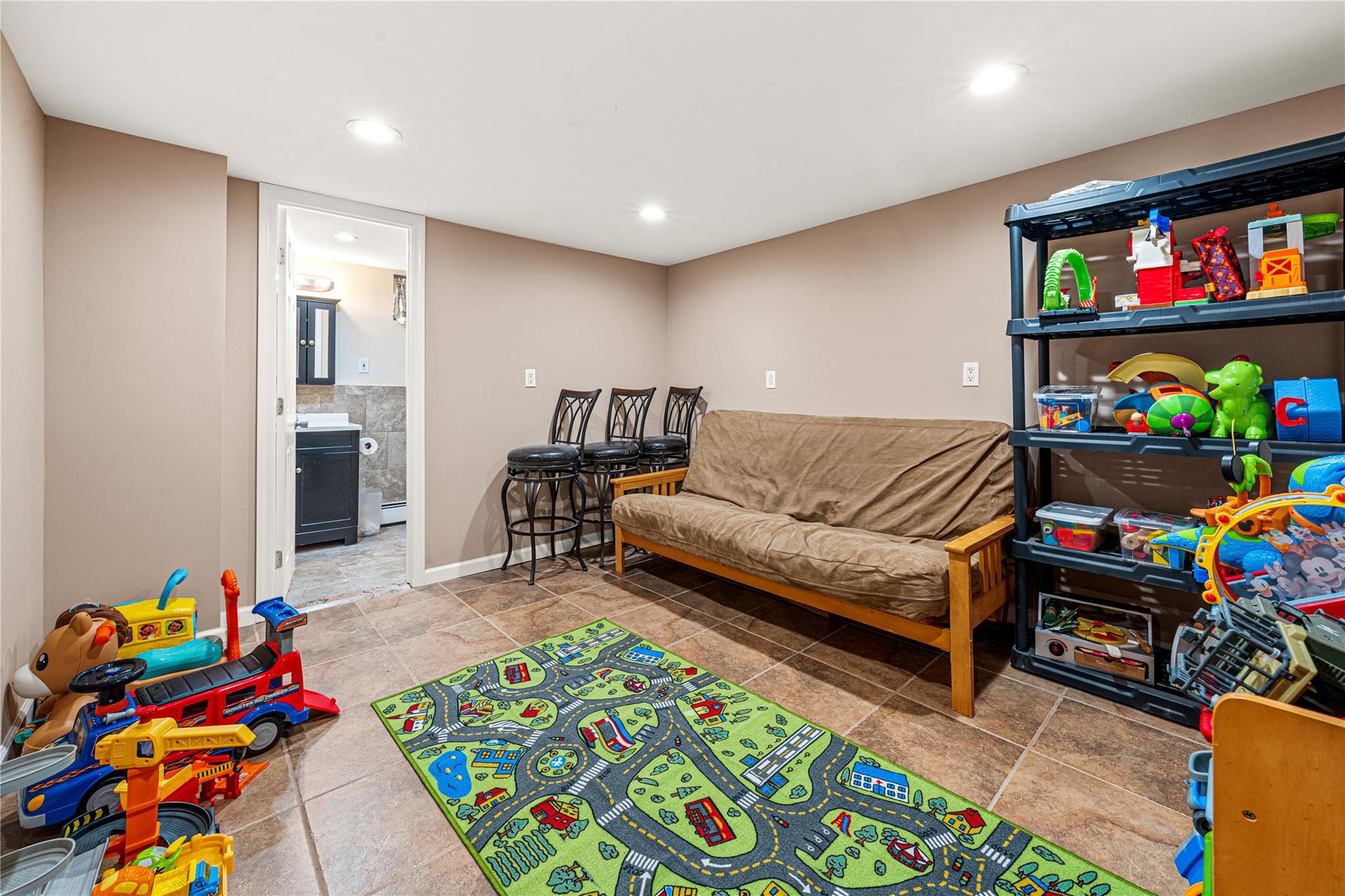 50 Herman Avenue, North Babylon, New York image 15