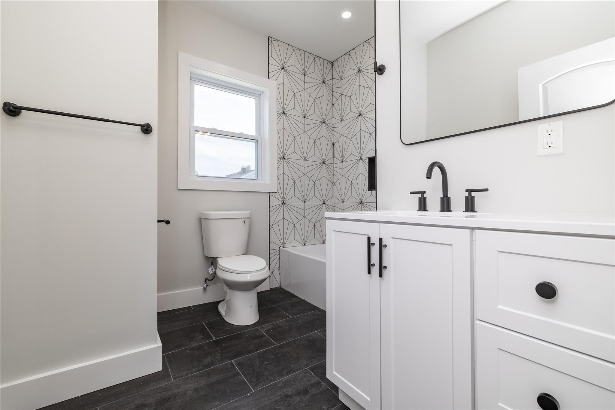 12-99 Brunswick Avenue, Far Rockaway, New York image 23