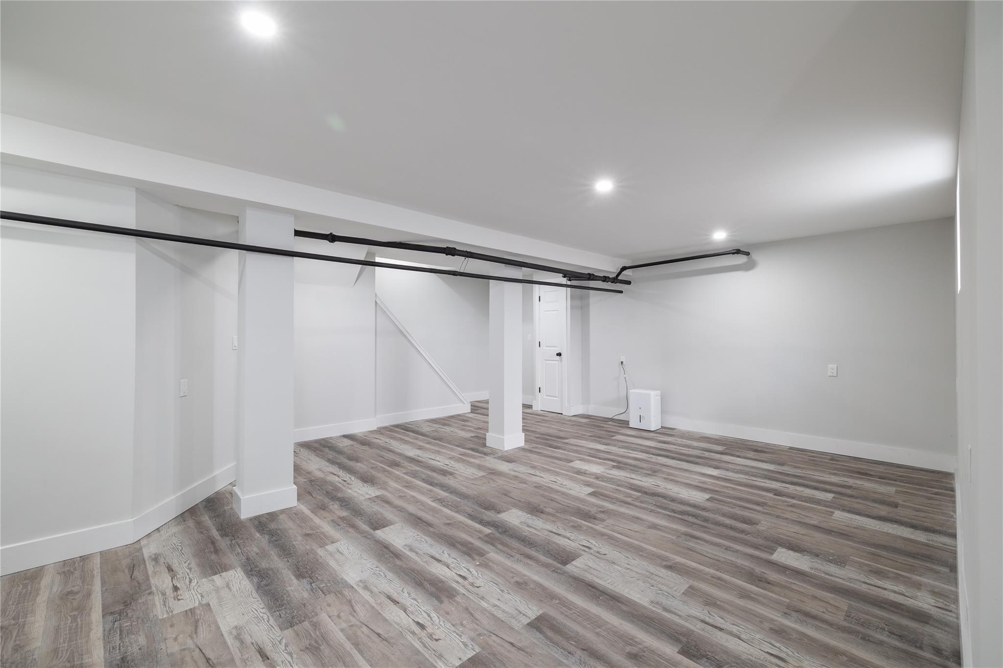 12-99 Brunswick Avenue, Far Rockaway, New York image 27
