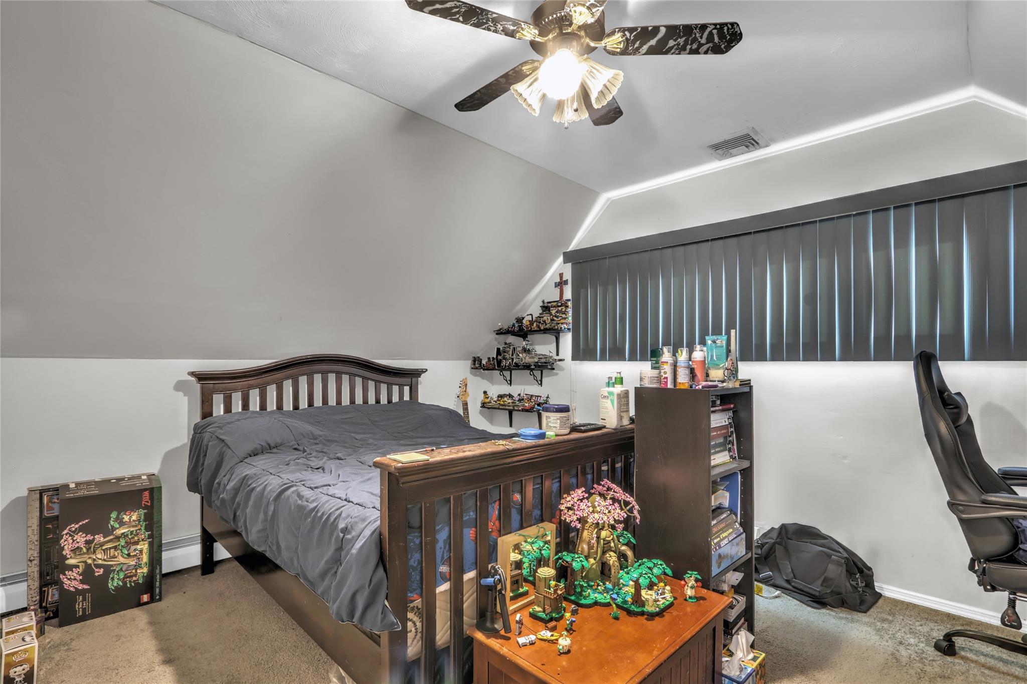 95 Prentice Road, Levittown, New York image 16