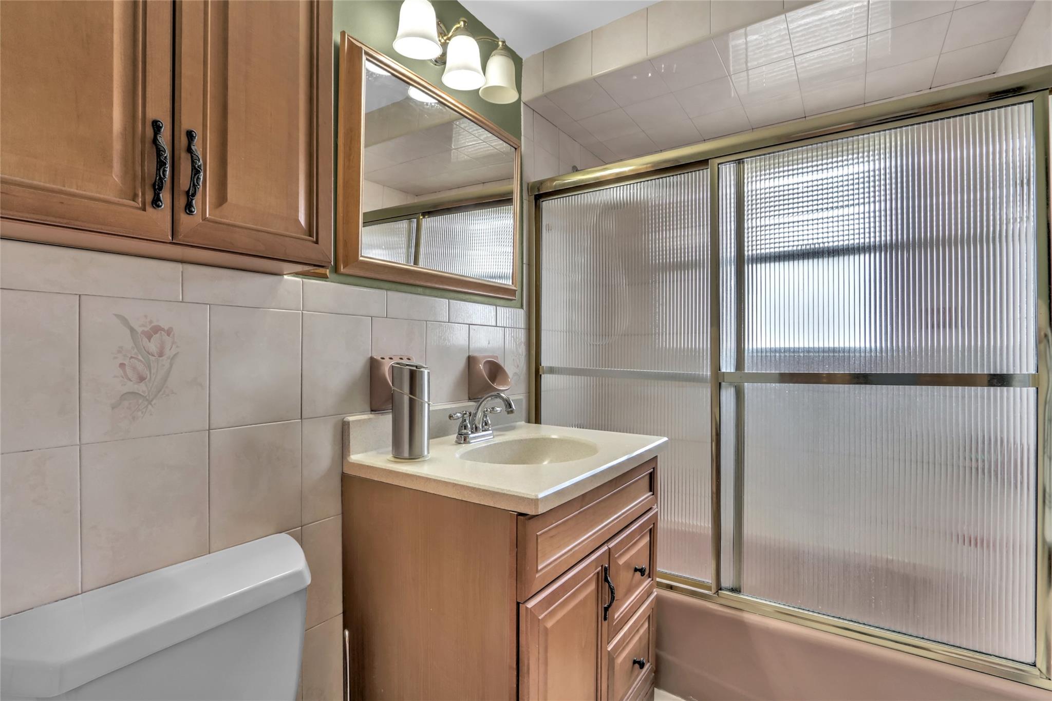 95 Prentice Road, Levittown, New York image 14