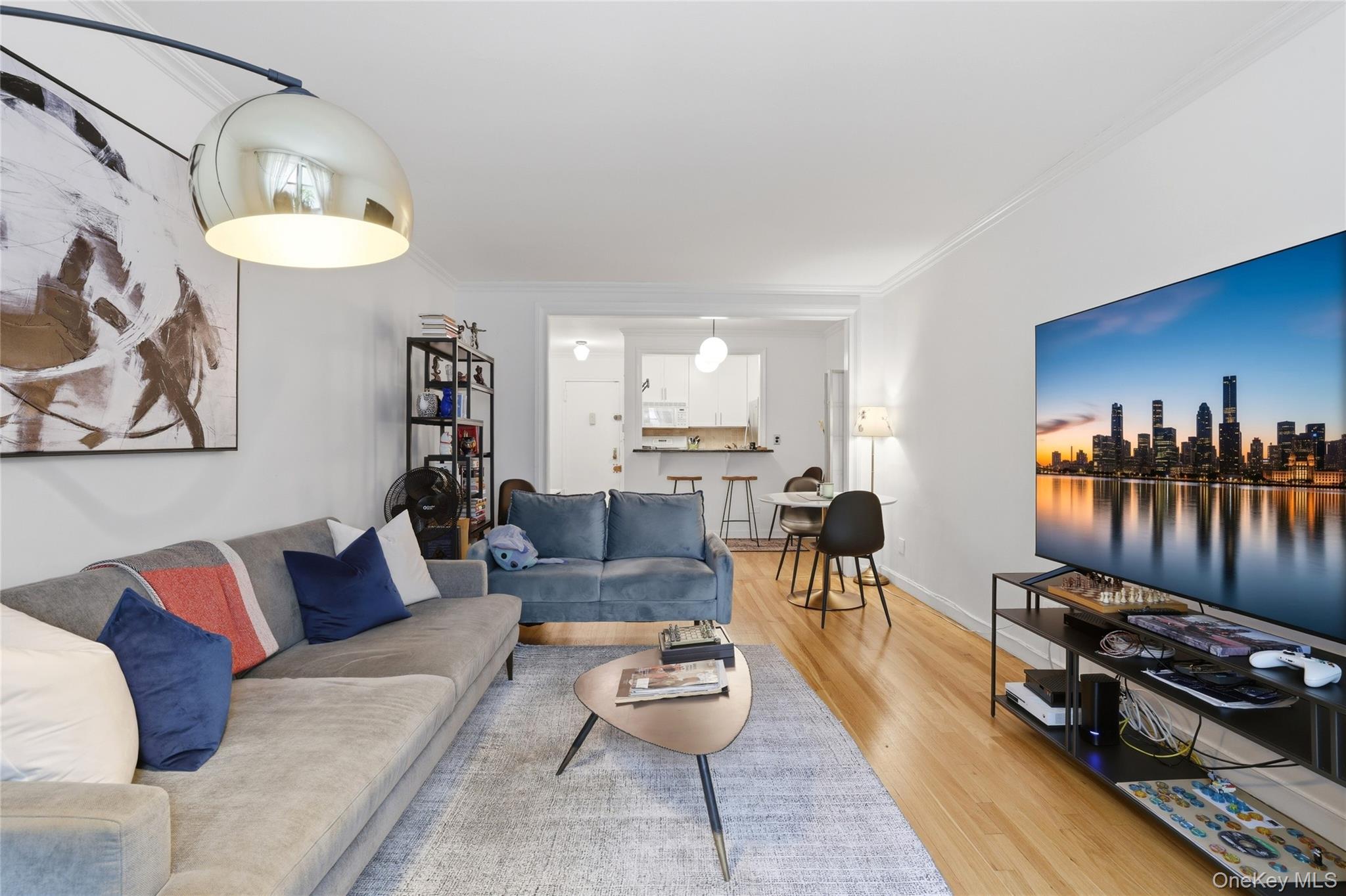 337 E 50th Street 2E