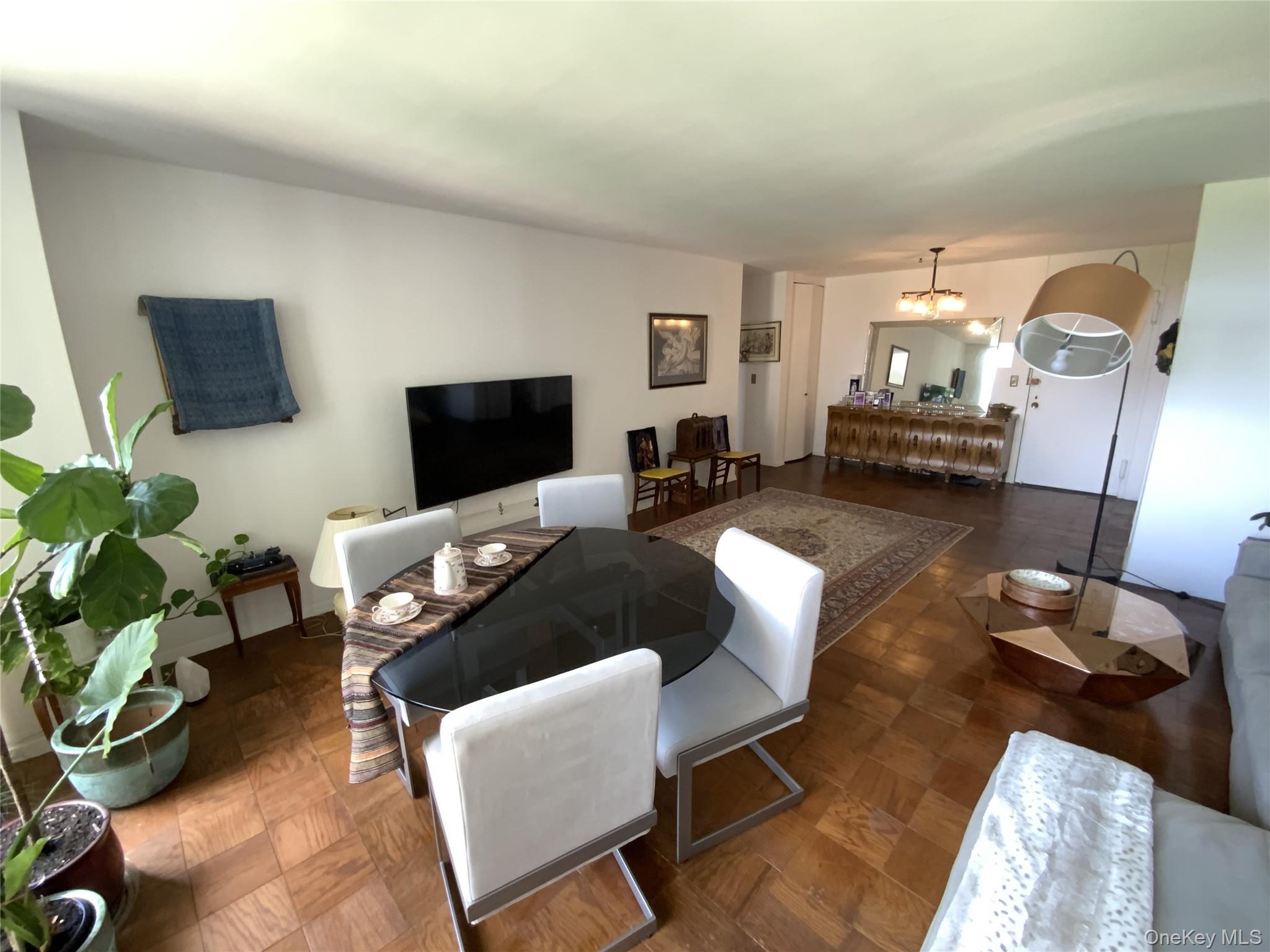 27110 Grand Central Parkway 7Y