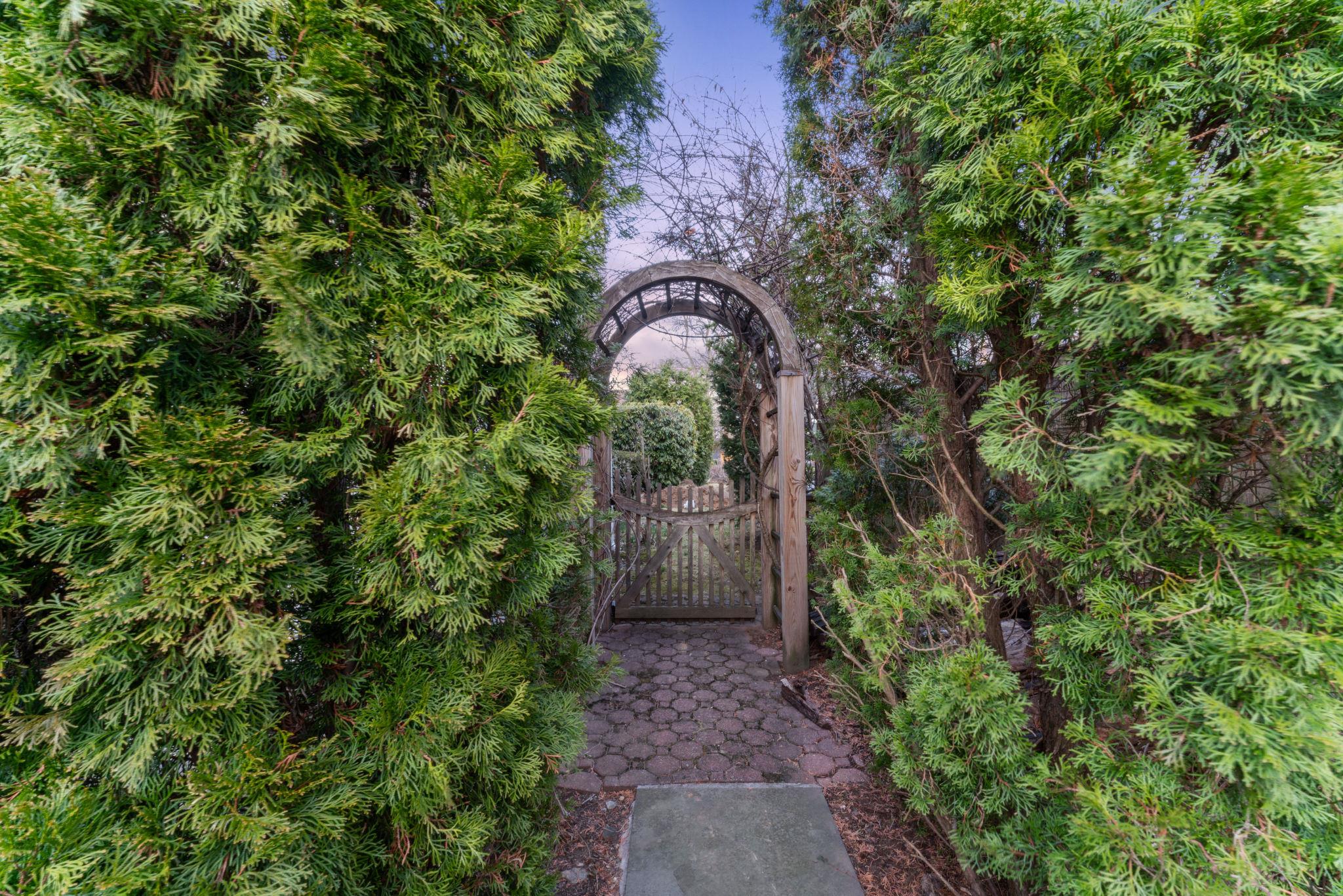 26 E Harvard Court #102, White Plains, New York image 4