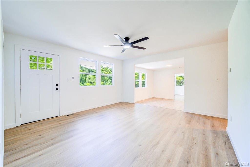 Photo of 452 Vineyard Avenue, Highland, NY 12528 (MLS # 1021602)