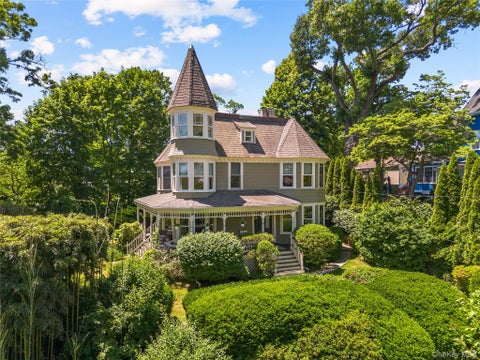 Homes For Rent - 19 Howe Place<br/> Bronxville, NY 10708