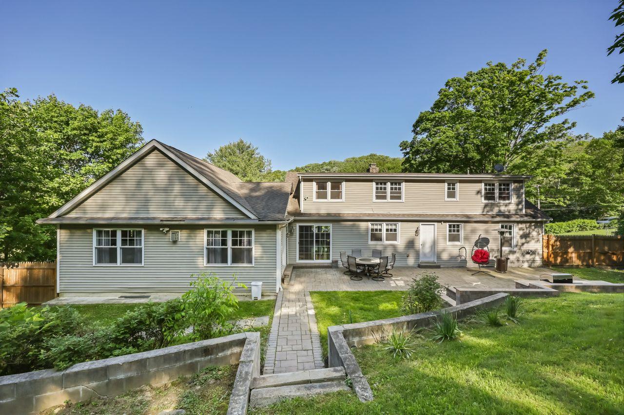 21 Mount Hope Road, Mahopac, New York image 3