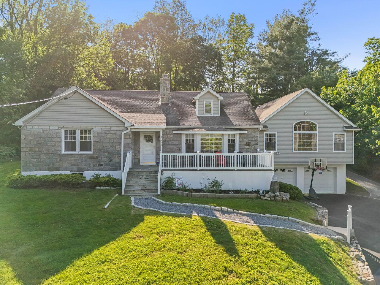 21 Mount Hope Road, Mahopac, New York image 2