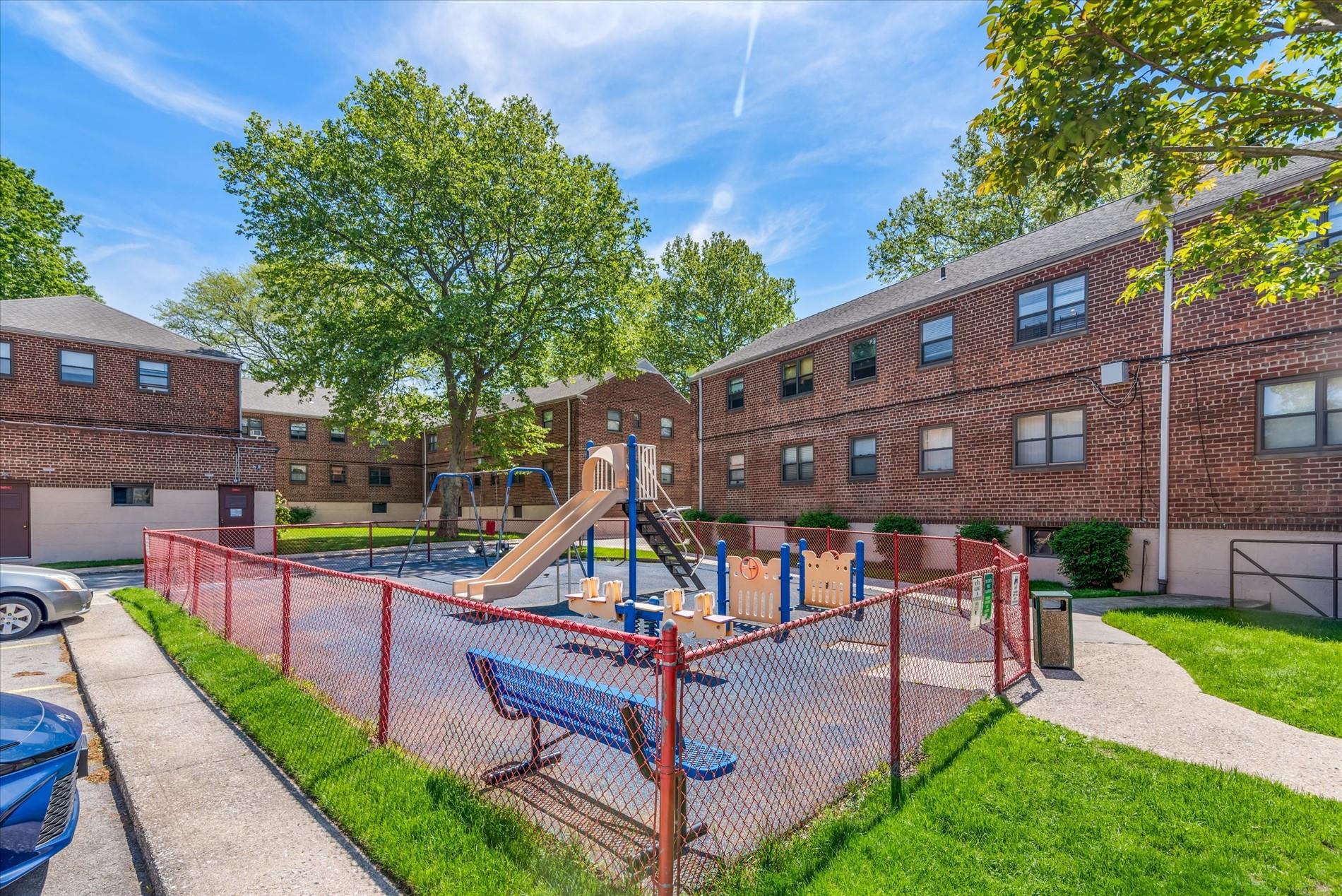 89-25 151 Avenue #4S, Howard Beach, New York image 14