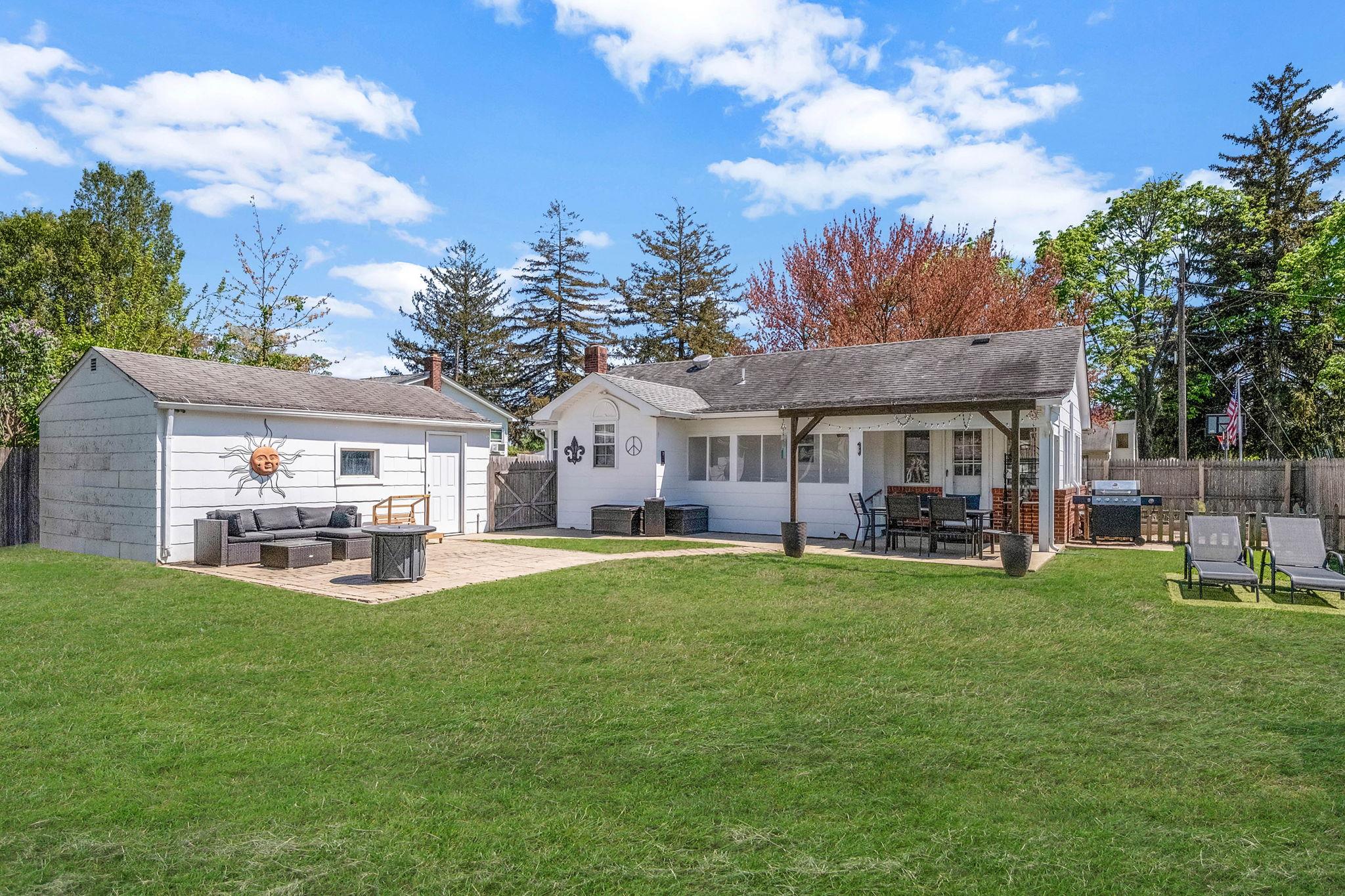 17 Ontario Drive, Bay Shore, New York image 27