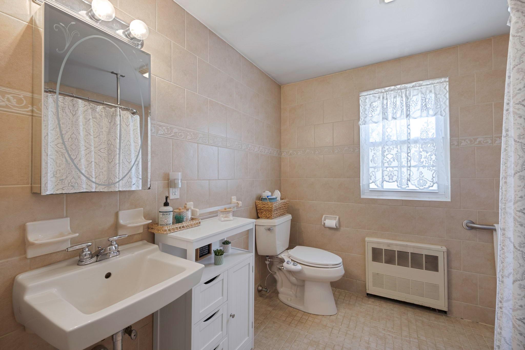 17 Ontario Drive, Bay Shore, New York image 17