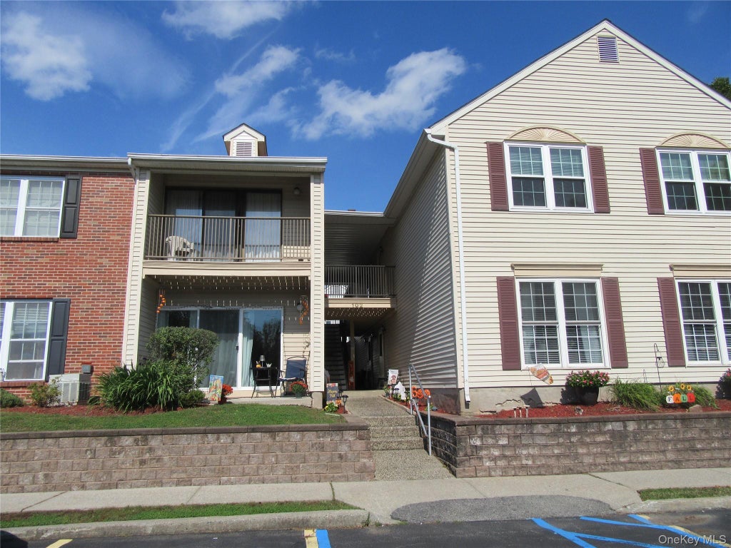 Photo of 102 Cartwheel Court #22, Washingtonville, NY 10992 (MLS # 1058373)