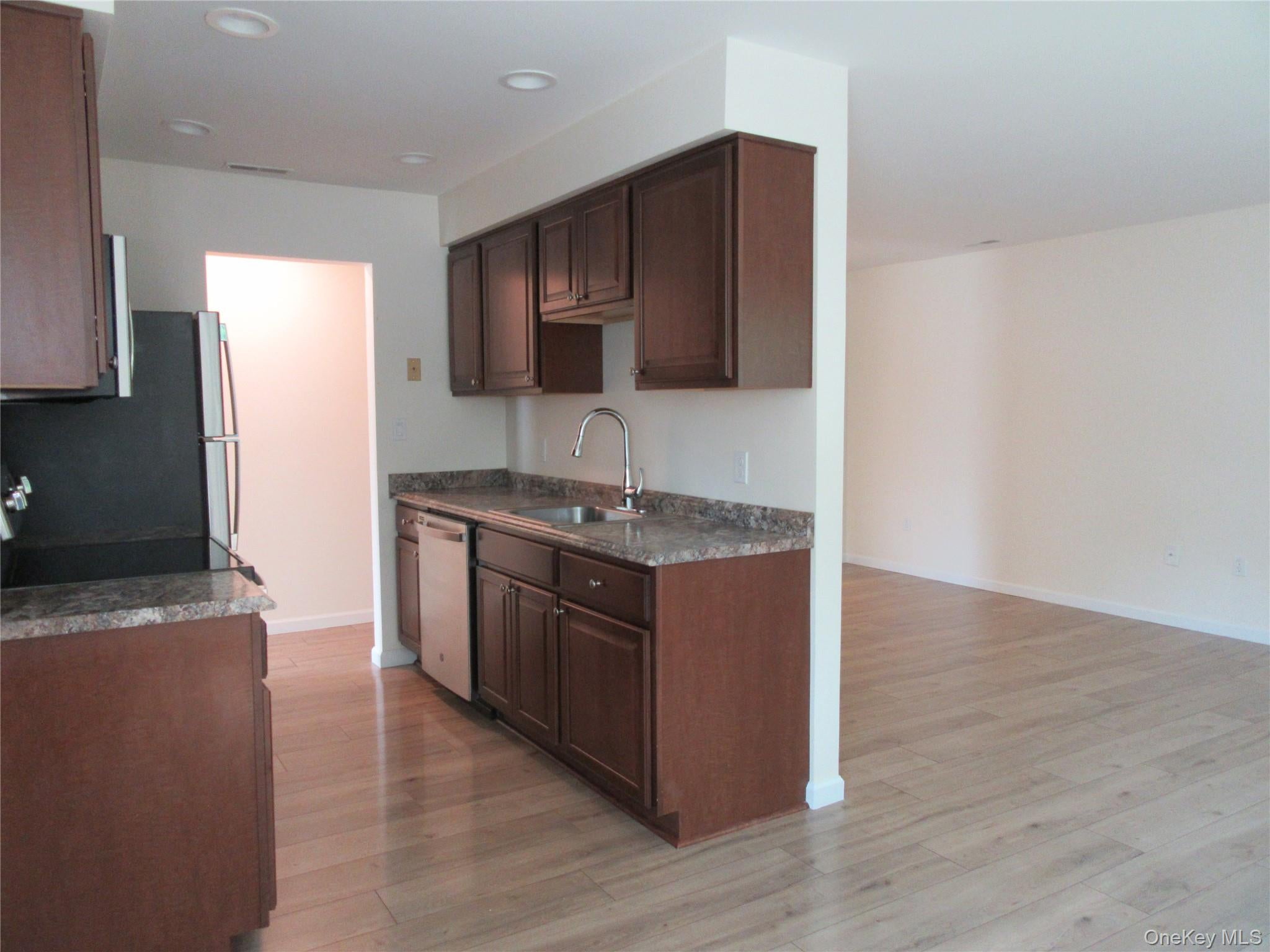 102 Cartwheel Court 22