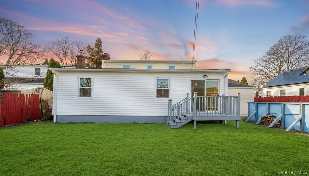 Photo of 21 Linden Boulevard, Hicksville, NY 11801 (MLS # 979983)