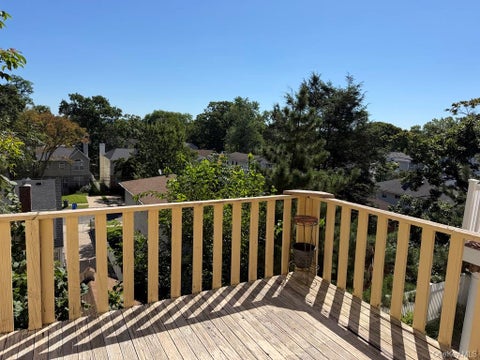 Multifamily For Rent - 58 Marwood Road #LEFT SIDE<br/> Nassau County, Port Washington, NY 11050