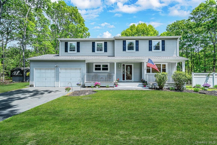 Photo 1 of 20 — 17 Barbara Anne Street, Manorville, NY 11949