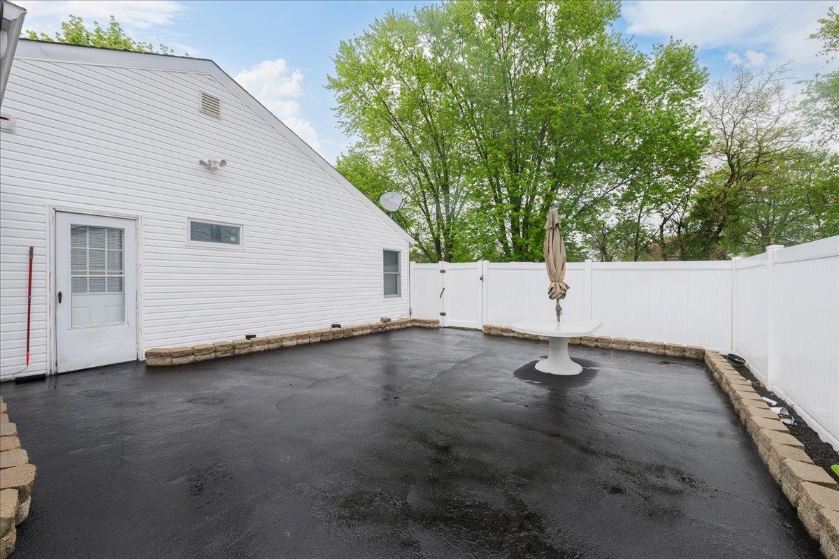 30 Meadow Avenue, Medford, New York image 15