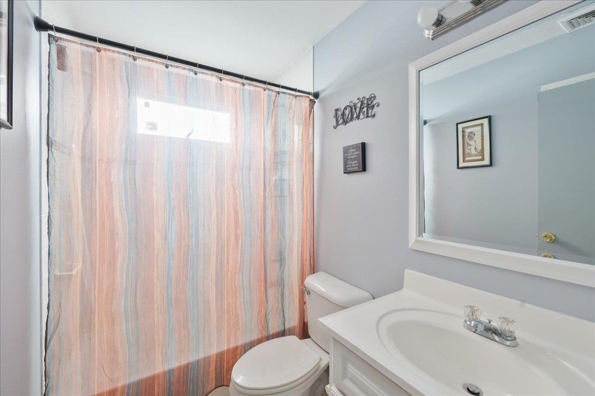 30 Meadow Avenue, Medford, New York image 13