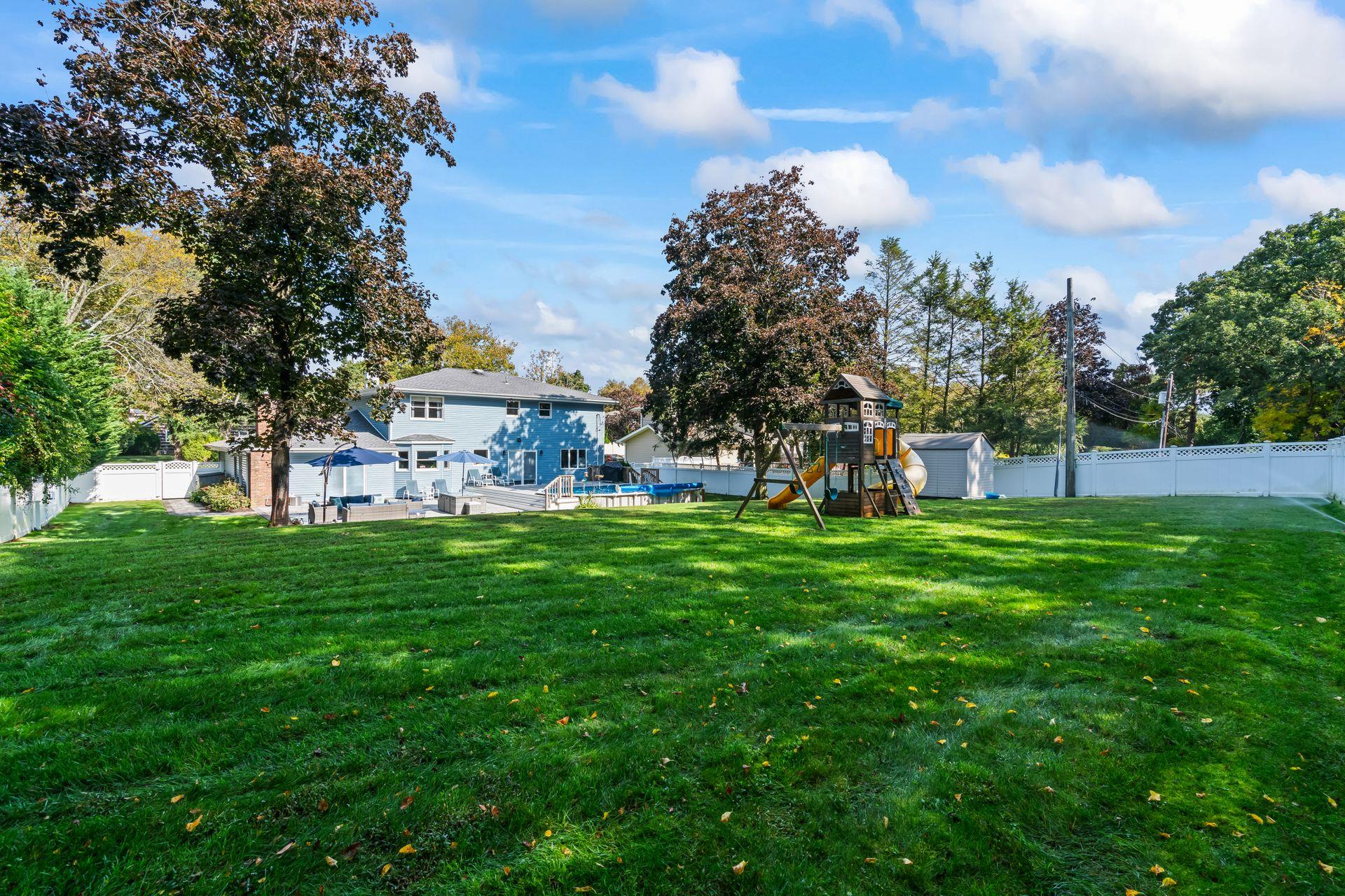 39 Kinsella Street, Dix Hills, New York image 30